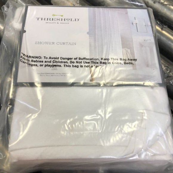 THRESHOLD Dyed Clipped Diamond Shower Curtain White  NEW IN BAG! - Picture 6 of 6